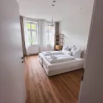 Staylight Mit 2 Schlafzimmern, Designermoebel Und Fruehstueck 公寓 策勒