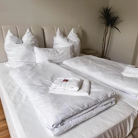 Apartmán Staylight Mit 2 Schlafzimmern, Designermoebel Und Fruehstueck Celle